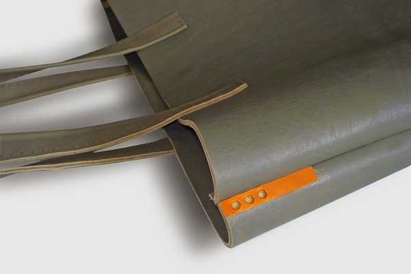 Gray_tote_04.jpg