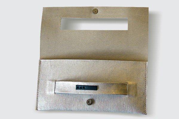 Silver_Clutch_03.jpg
