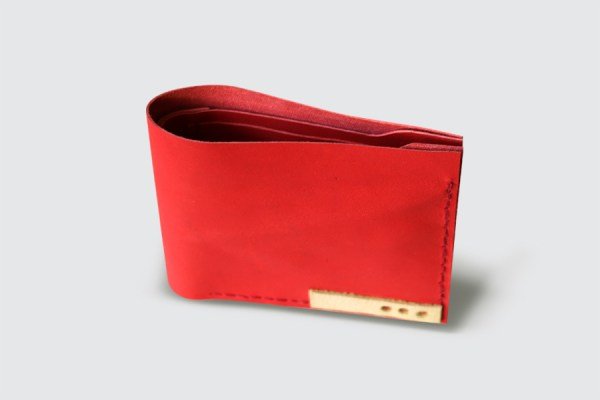 Red_Cardholder_01.jpg