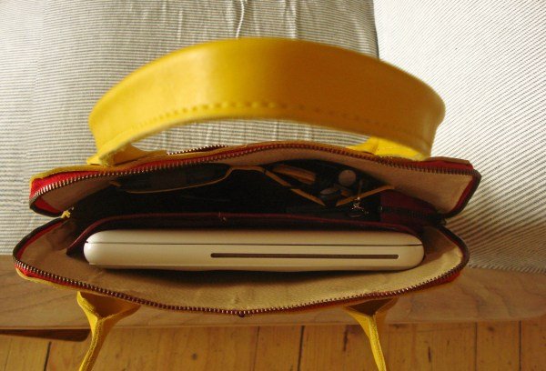 Yellow_me_Detail_6.jpg