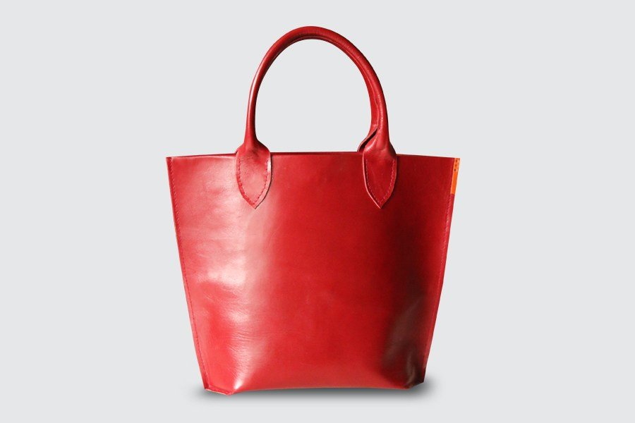 Red_Tote_01.jpg