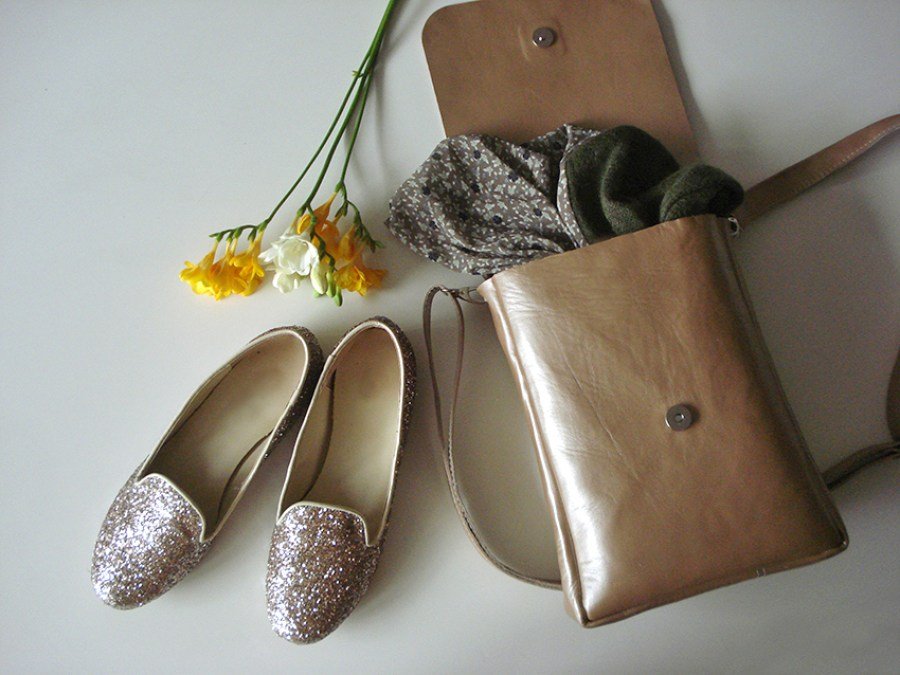 Brown_small_bag_02.jpg